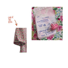 Load image into Gallery viewer, Vintage Petite Floral Blouse
