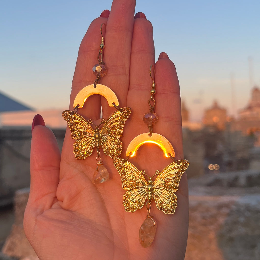 Butterfly and Citrine Earrings 🍃🌙🪞🪷✨📜 ʚĭɞ