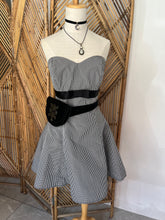 Load image into Gallery viewer, Strapless Gingham A-line Party Dress