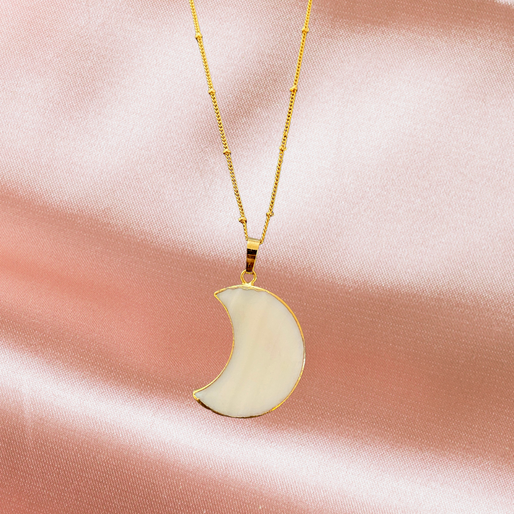 White Shell Crescent Moon Necklace – MELLOWMOON - Main Image