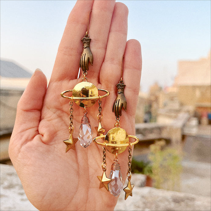 Hand Saturn and Stars Earrings ❤️