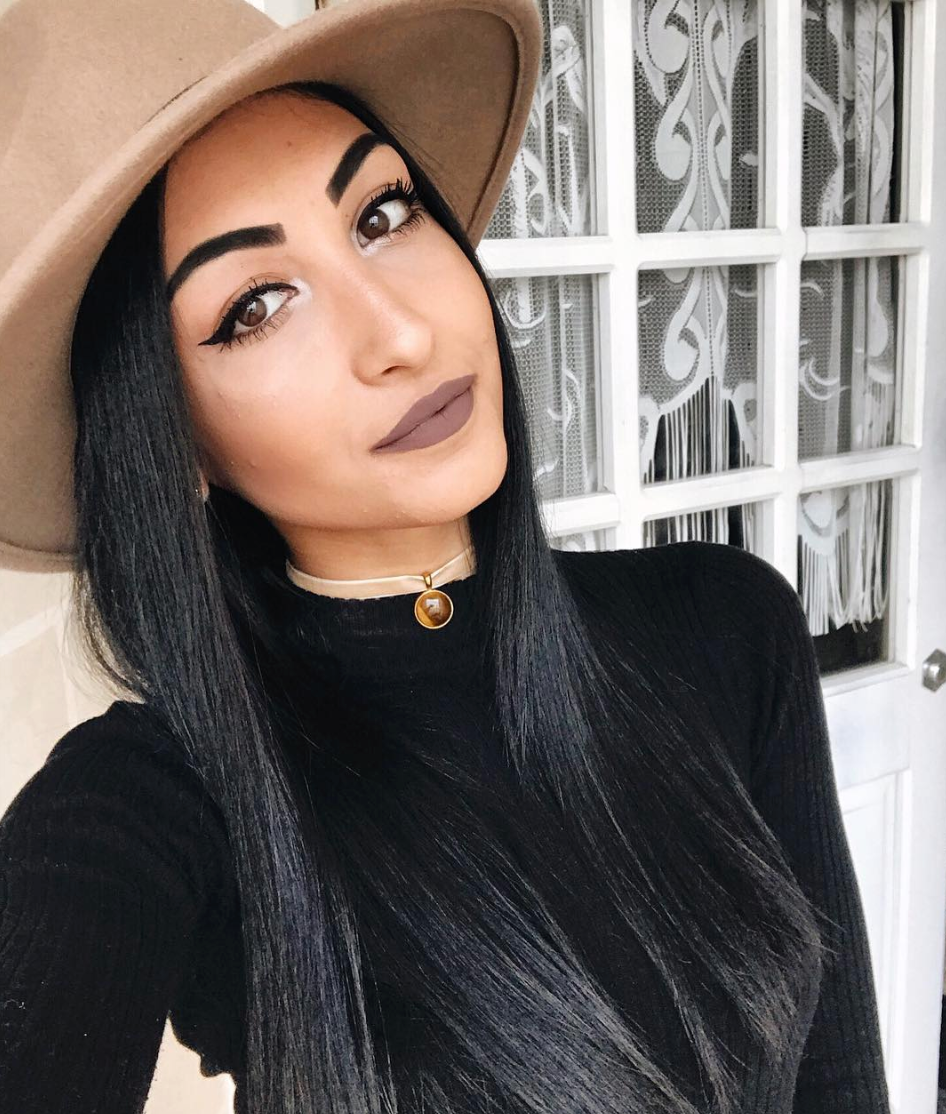 Velvet Gemstone Choker.